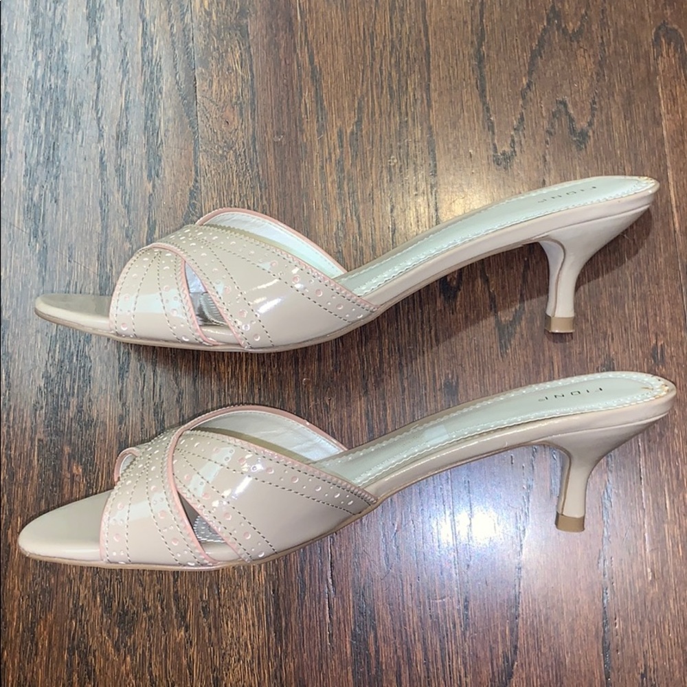 Heels - Picture 5 of 6